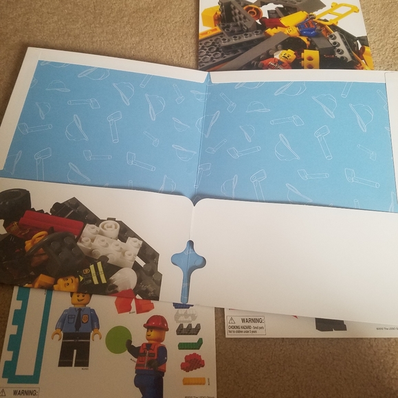 Lego Pocket Folders 2 Packet Set with Stickers New - Picture 2 of 6